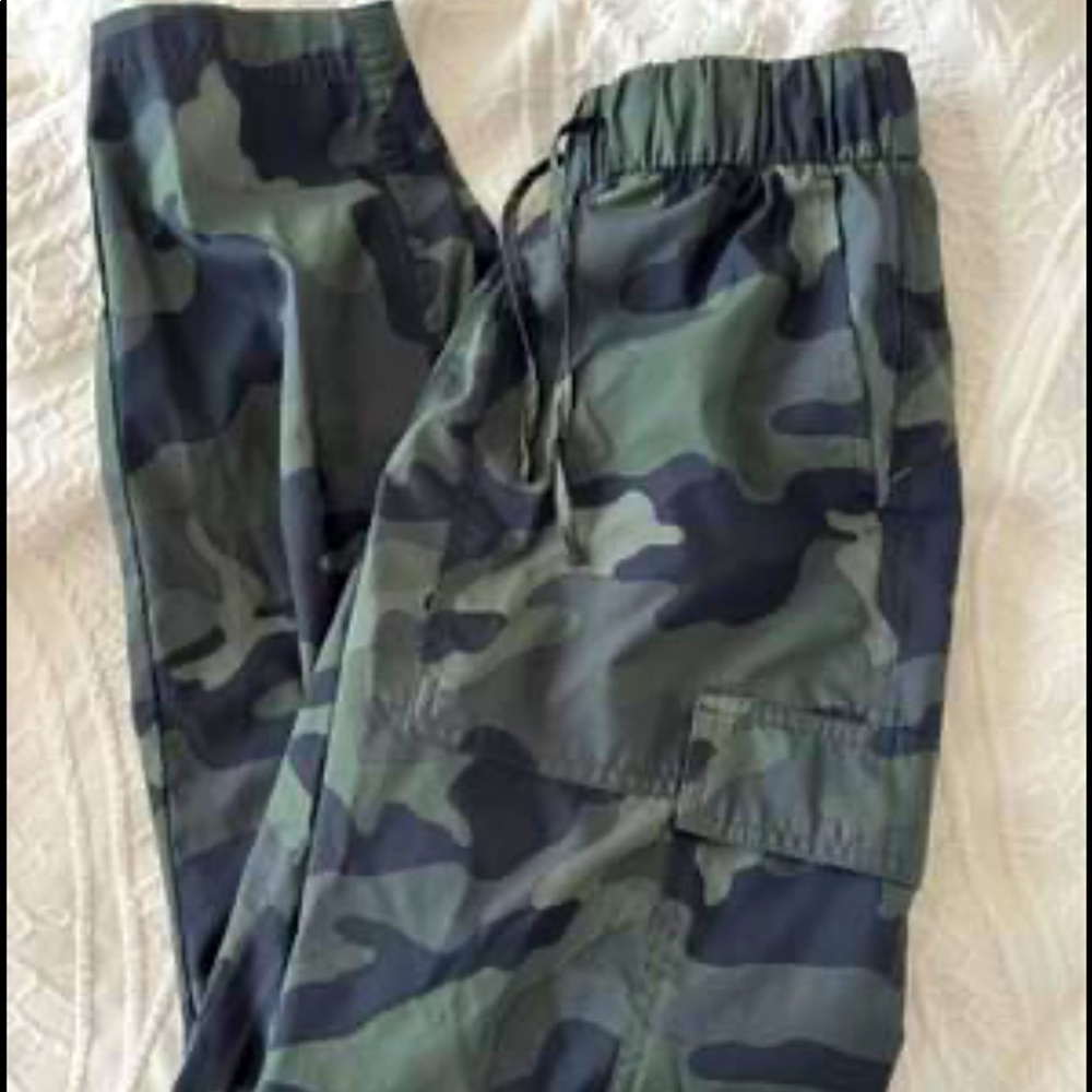 Old navy Camo Joggers